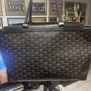 Goyard medium size tote bag